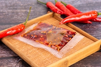 自動醬包裝機具有省時省力、包裝速度快、效率高的特點